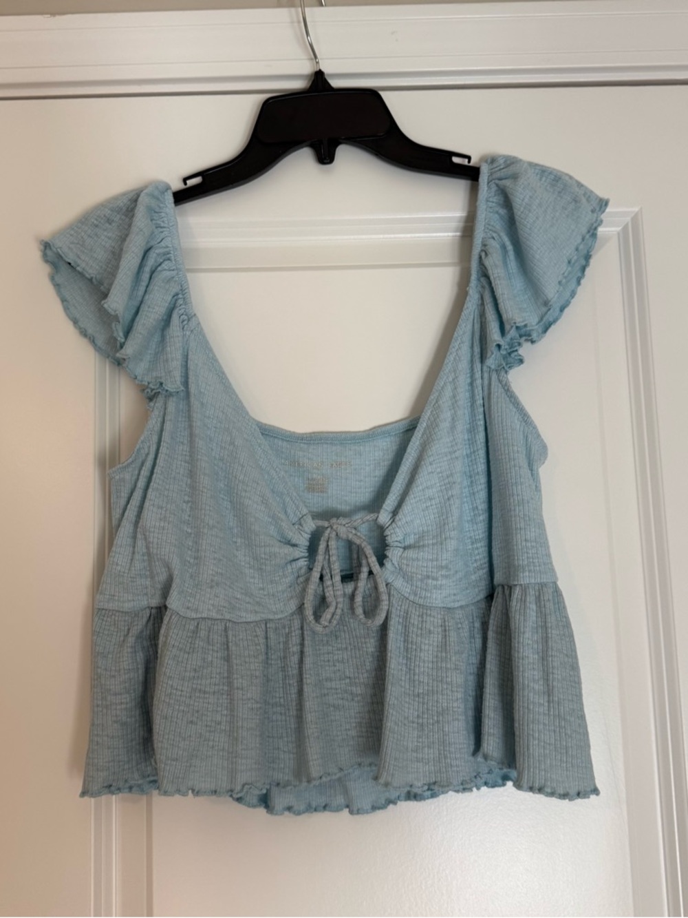 American Eagle Outfitters‎ Light Blue Ruffle Tie-Front Crop Top